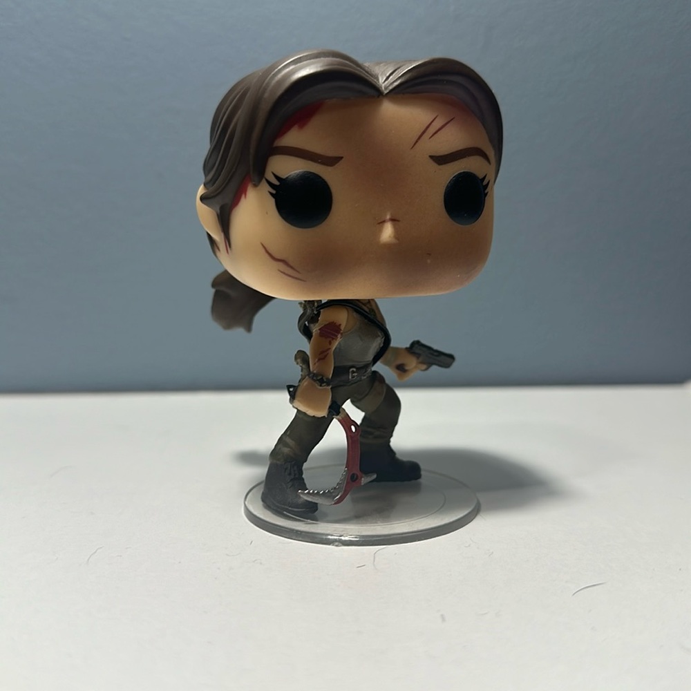 LARA CROFT FUNKO